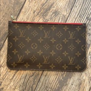 Neverful clutch